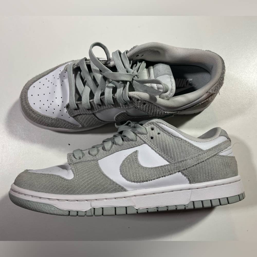 Nike Dunk Low Light Silver Corduroy Women’s Size 10